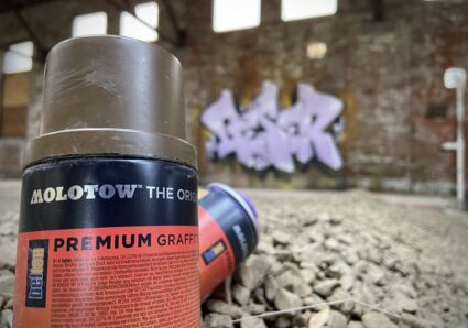 Chunky Styles On Raw Brick x GESER x OSTEO