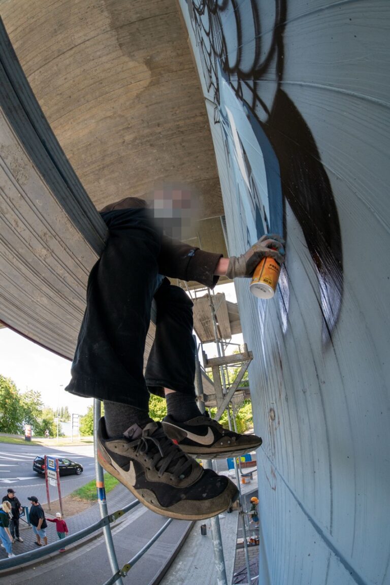 GENERATIONS_2025-44 Large