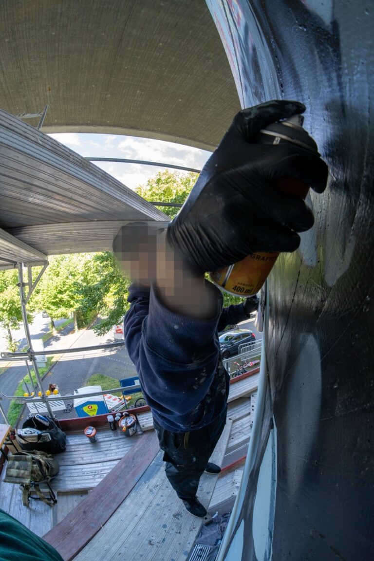 GENERATIONS_2025-51 Large